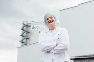 Amira Bajric Lehre mit Jobgarantie-Lebensmitteltechnik