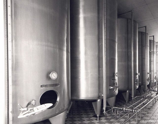 Third tank storage, 1960
